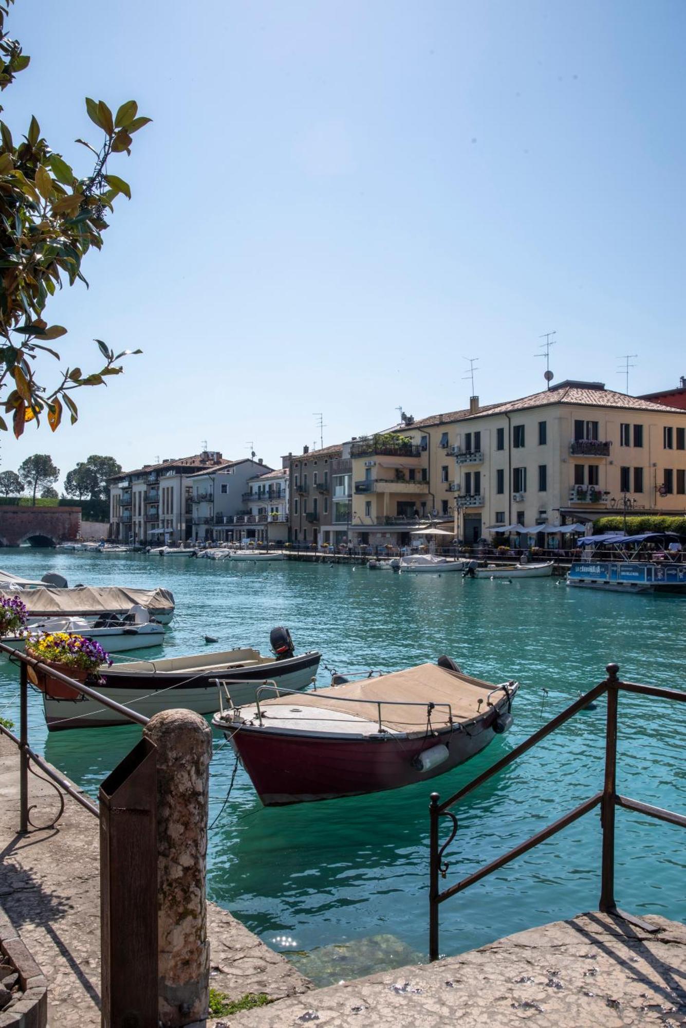 Palazzo Cordigero - Apartments Peschiera del Garda Exterior photo