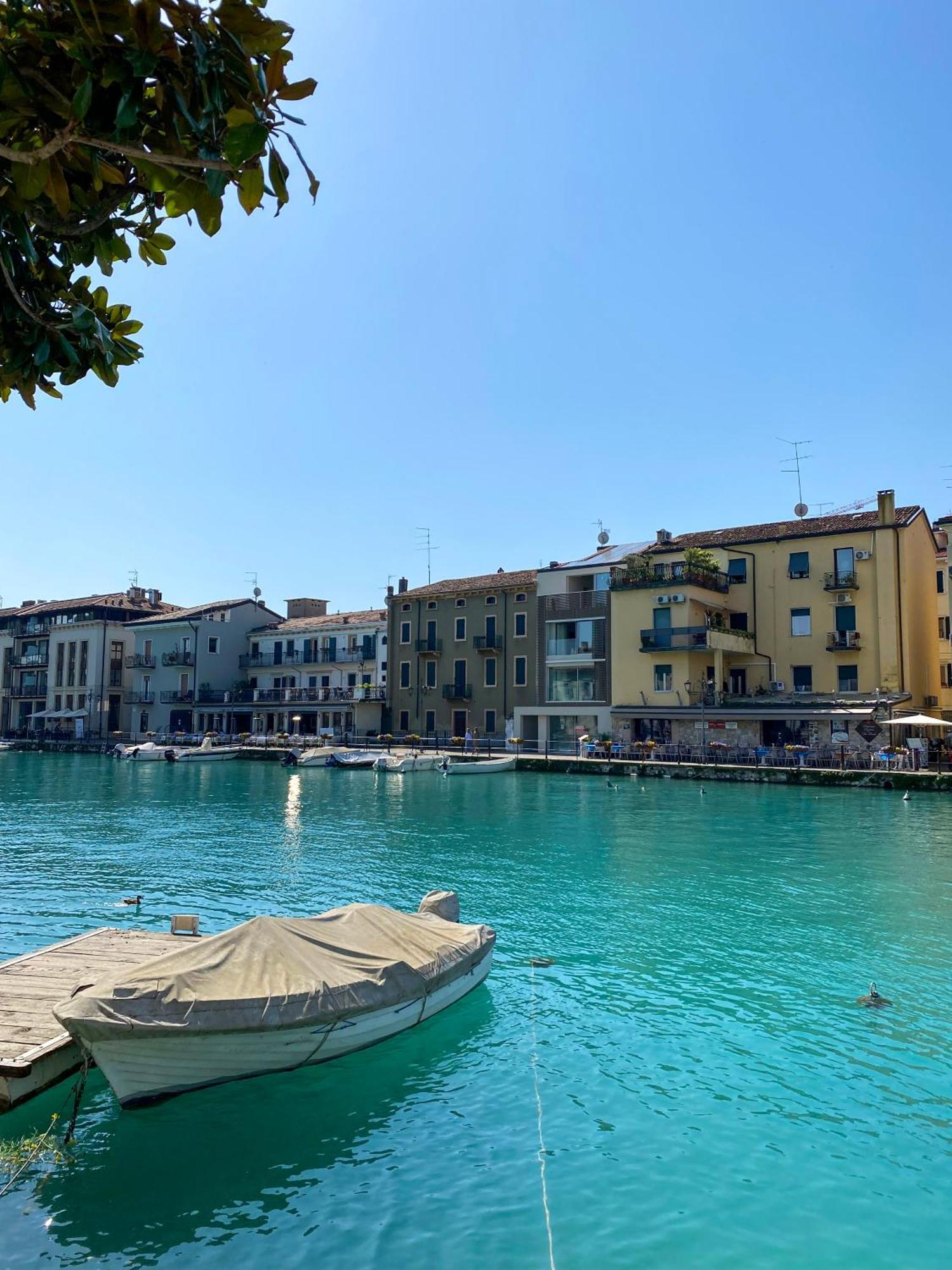 Palazzo Cordigero - Apartments Peschiera del Garda Exterior photo